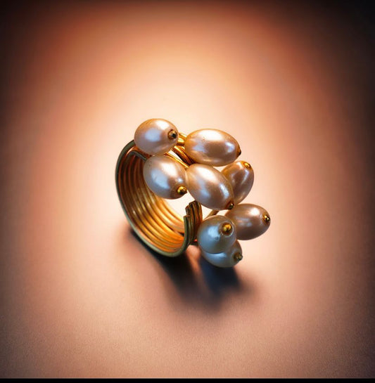 Pearl Mess Ring