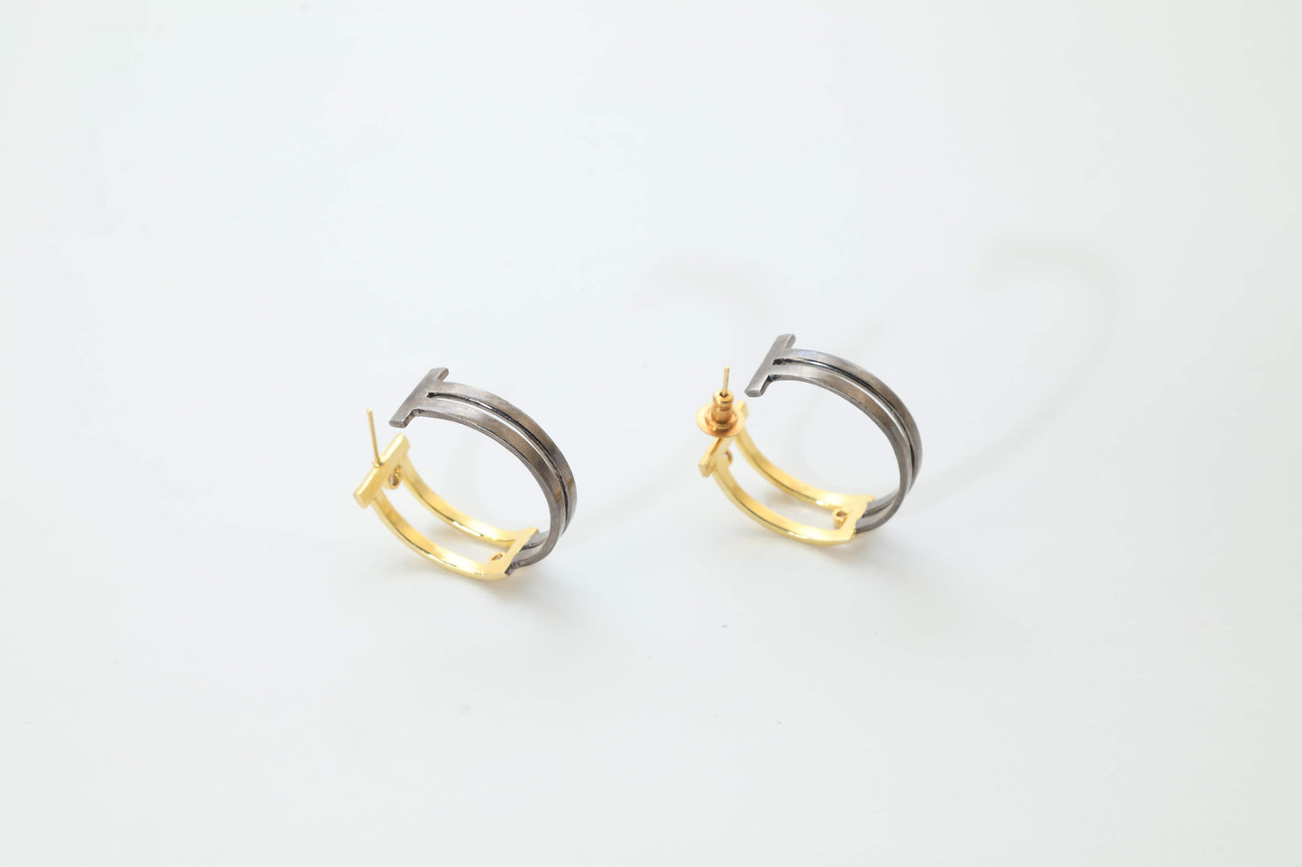 Dual Tone With Cz Hoops